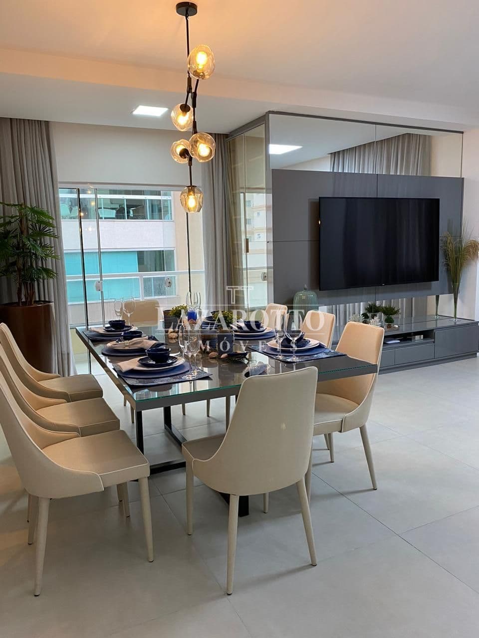 Apartamento à venda – Rua 268 • Meia Praia • Itapema