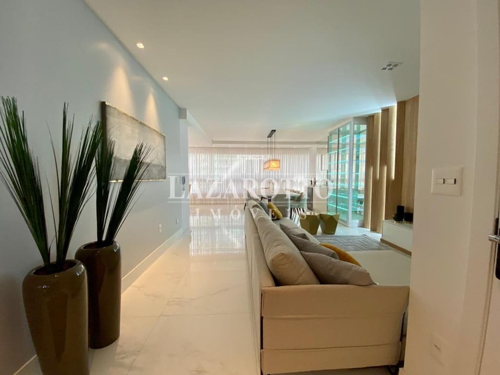 Apartamento à venda – Rua 315 • Meia Praia • Itapema