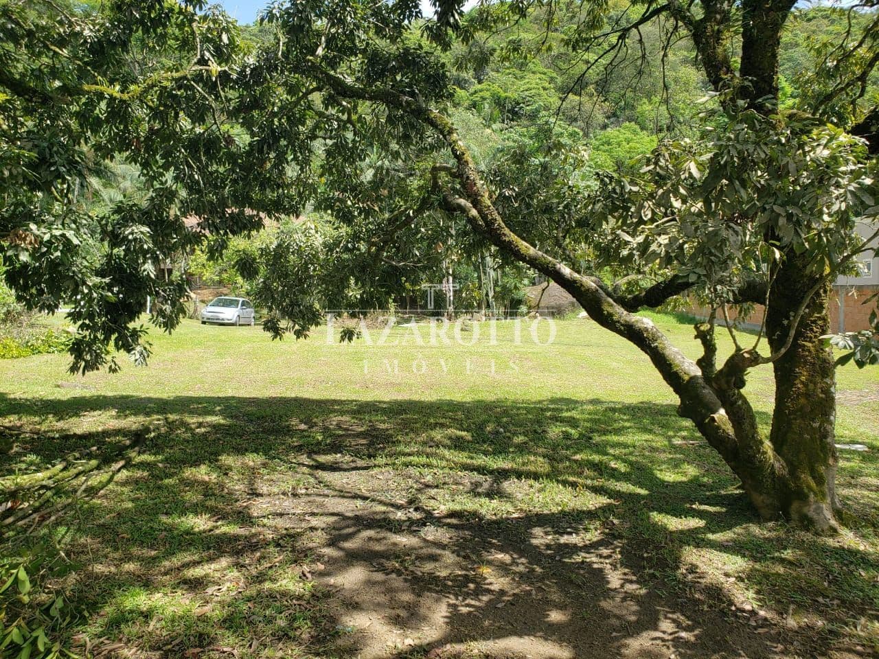 Casa à venda – Rua 406  Izidoro Luiz Crispim • Morretes • Itapema