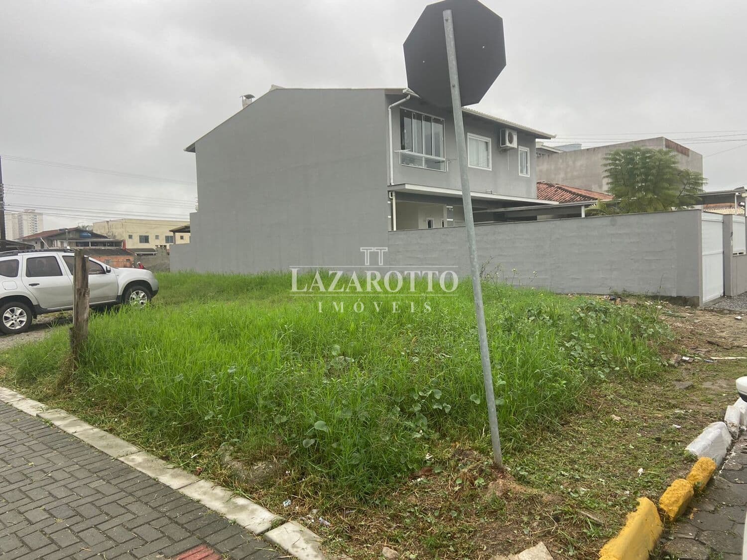 Terreno à venda – Rua 438 • Morretes • Itapema