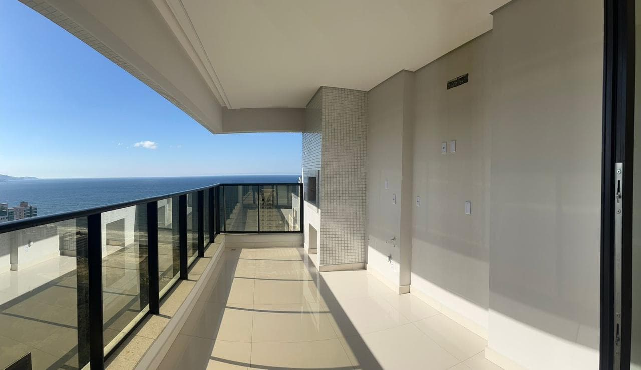 Apartamento à venda – Rua 313 • Meia Praia • Itapema