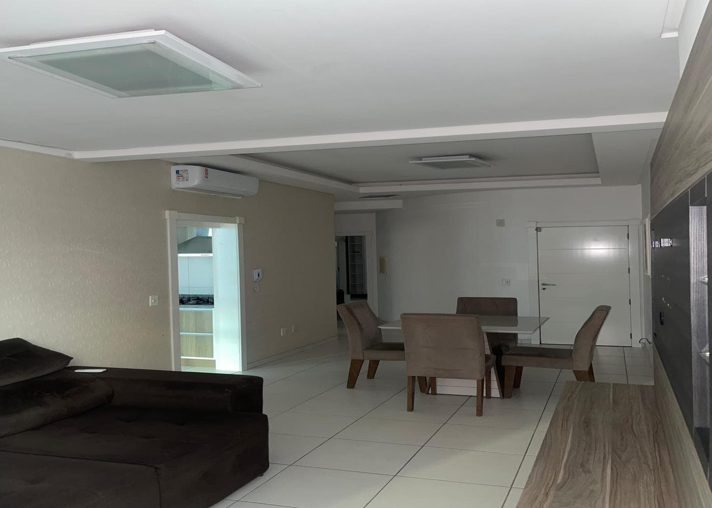 Apartamento à venda – Rua 246 • Meia Praia • Itapema