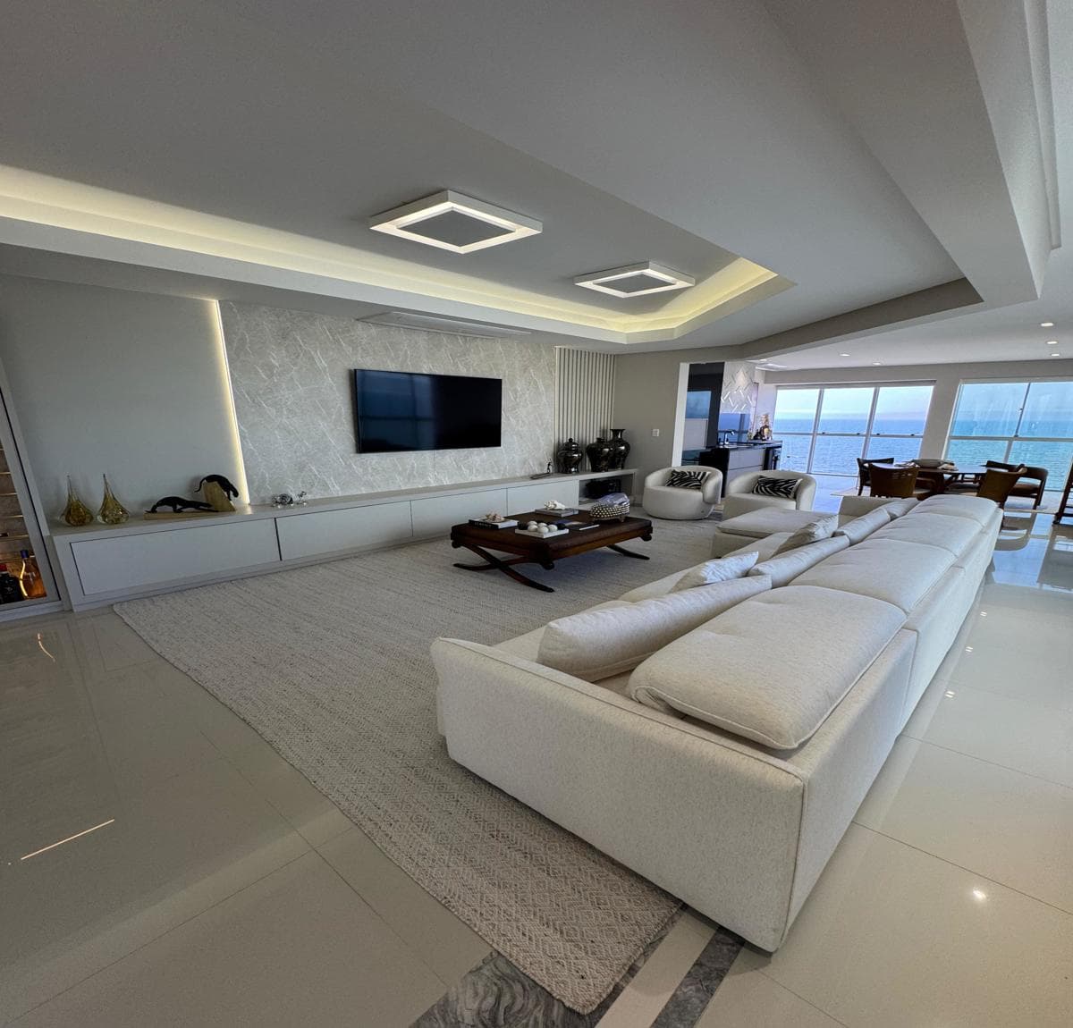 Apartamento à venda – Rua 271 • Meia Praia • Itapema
