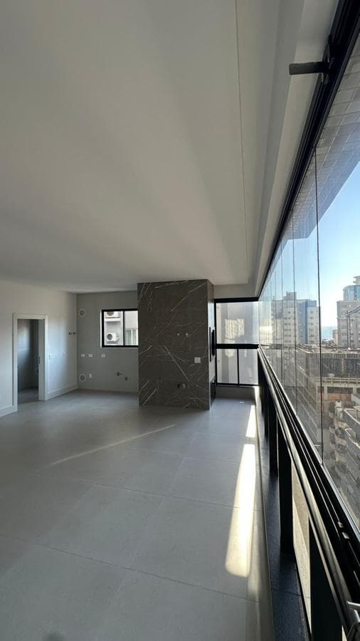 Apartamento à venda – Rua 218 • Meia Praia • Itapema