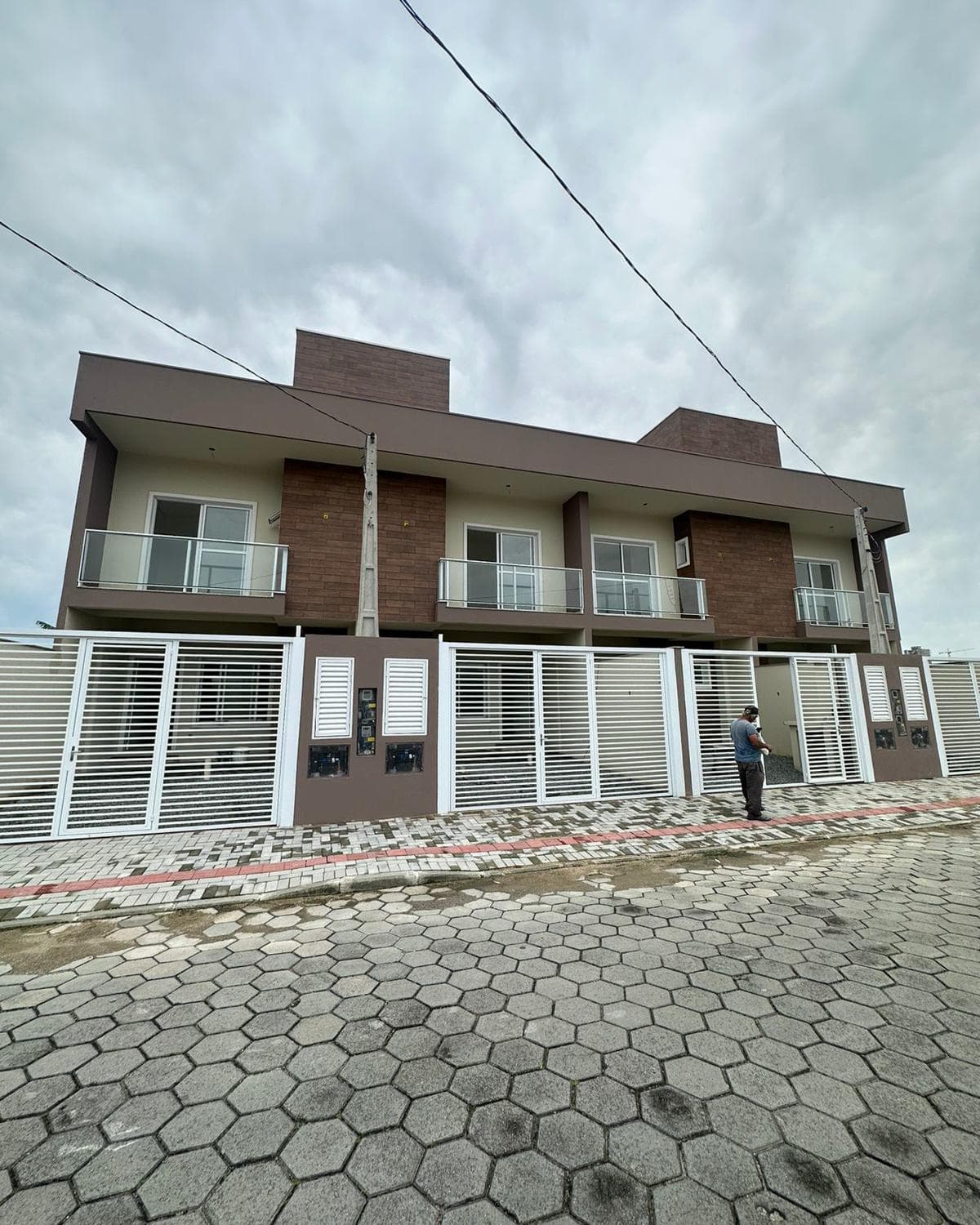 Casa à venda – José Miguel Pedro • Perequê • Porto Belo