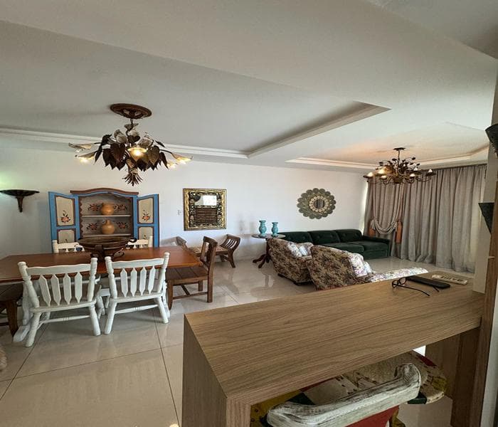 Apartamento à venda – Rua 244 • Meia Praia • Itapema