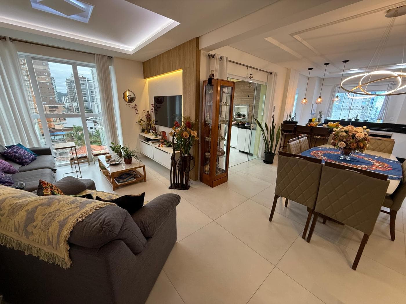 Apartamento à venda – Rua 276 • Meia Praia • Itapema