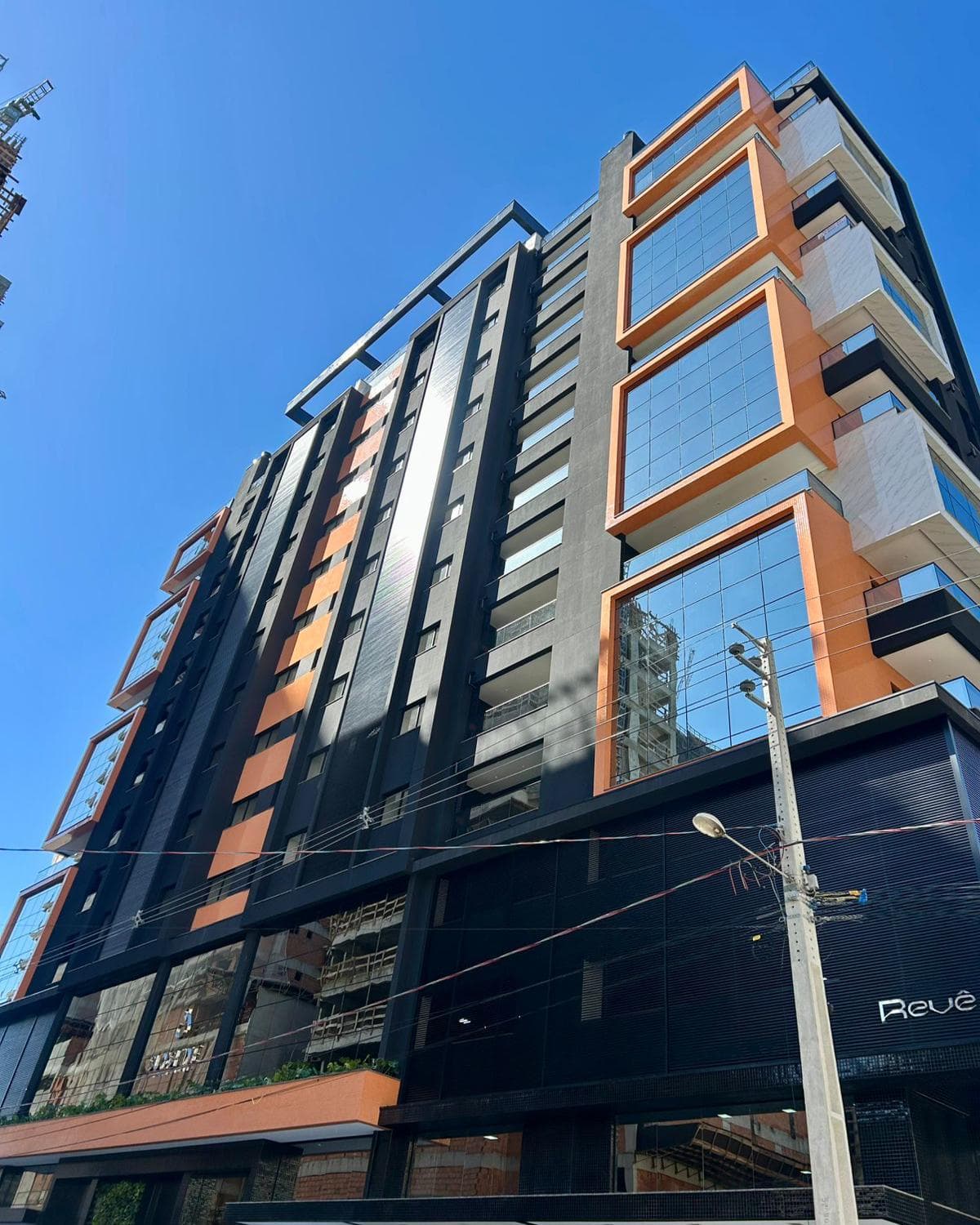 Apartamento à venda – Francisco Aguiar • Perequê • Porto Belo
