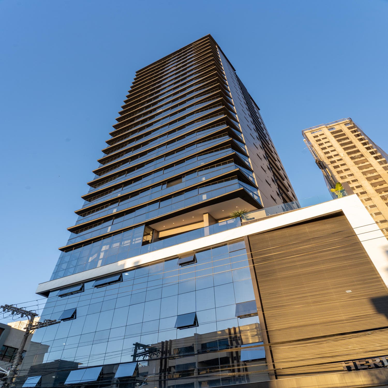 Apartamento à venda – Rua 250 • Meia Praia • Itapema