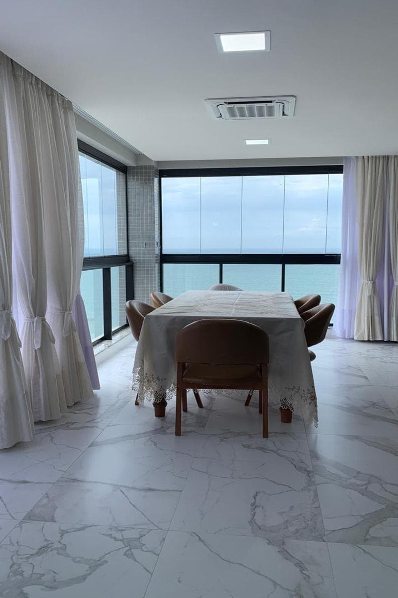 Apartamento à venda – Rua 259 • Meia Praia • Itapema
