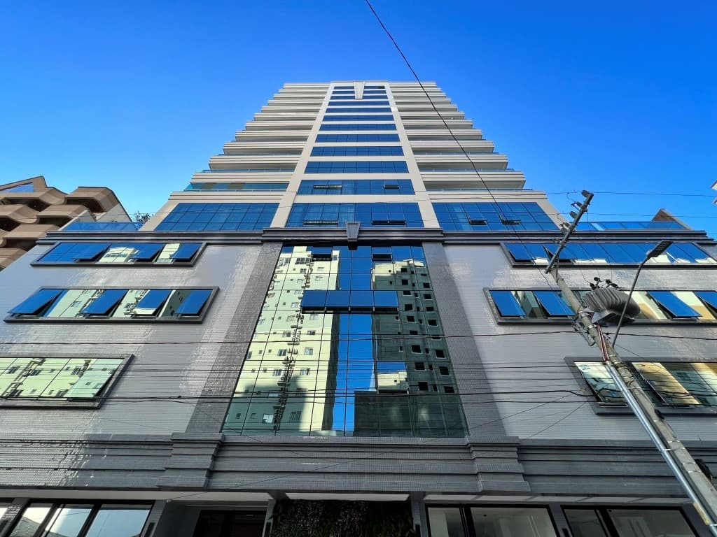Apartamento à venda – Rua 304 • Meia Praia • Itapema