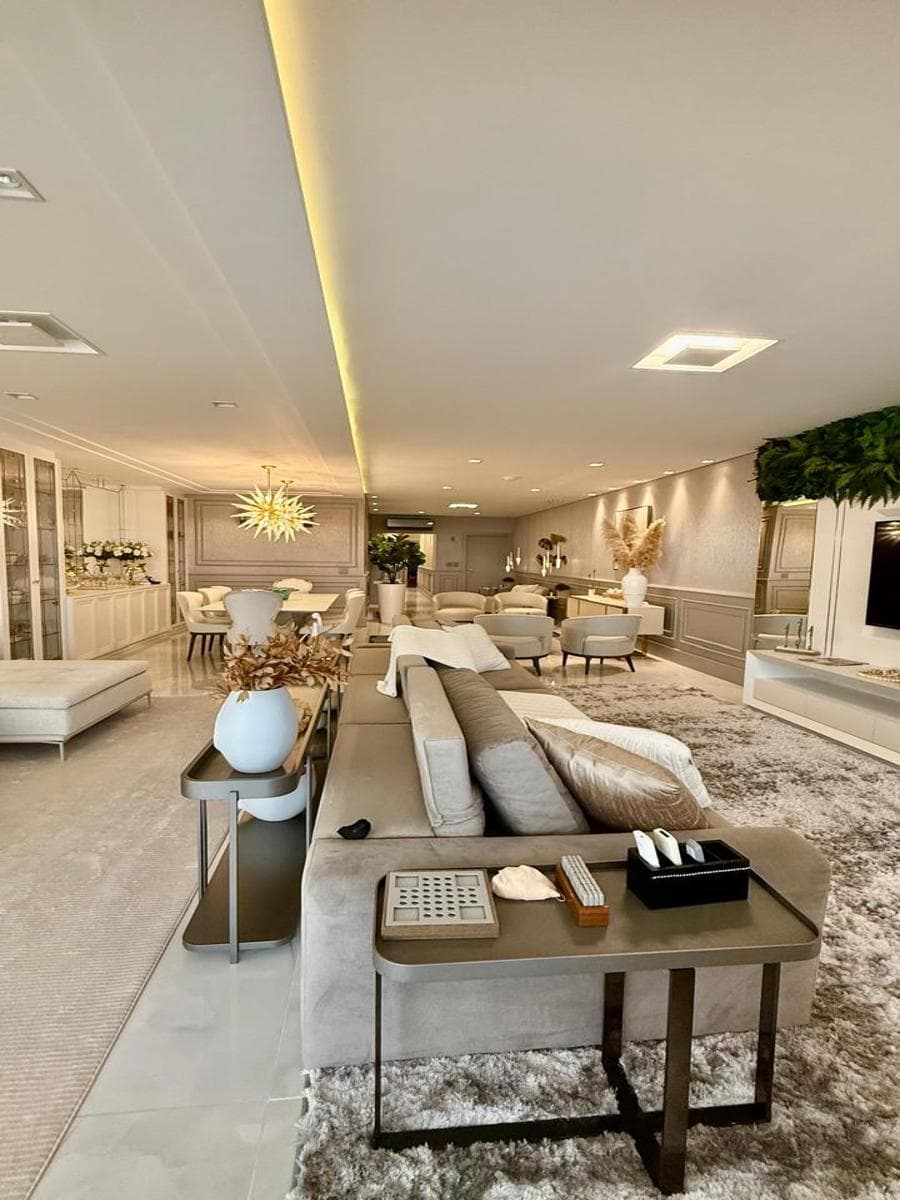 Apartamento à venda – Av. Beira Mar • Centro • Itapema