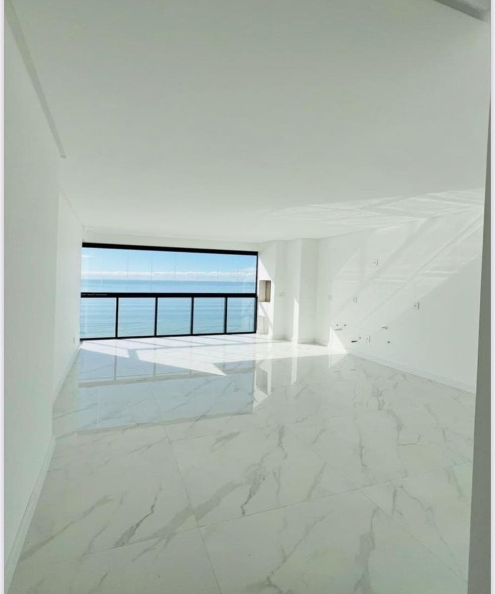 Apartamento à venda – Rua 203 • Meia Praia • Itapema
