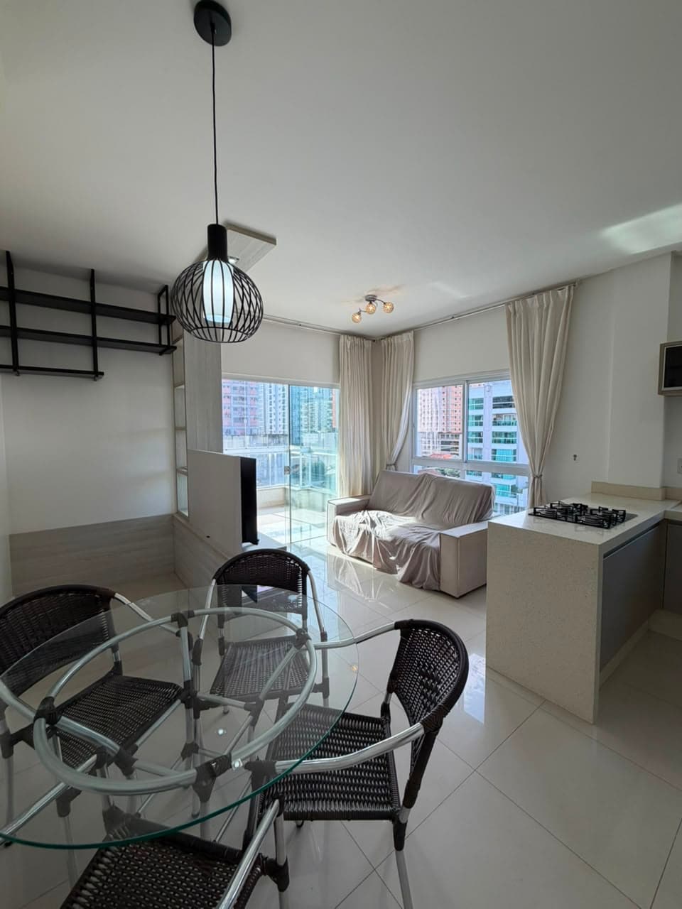 Apartamento à venda – Rua 258 • Meia Praia • Itapema