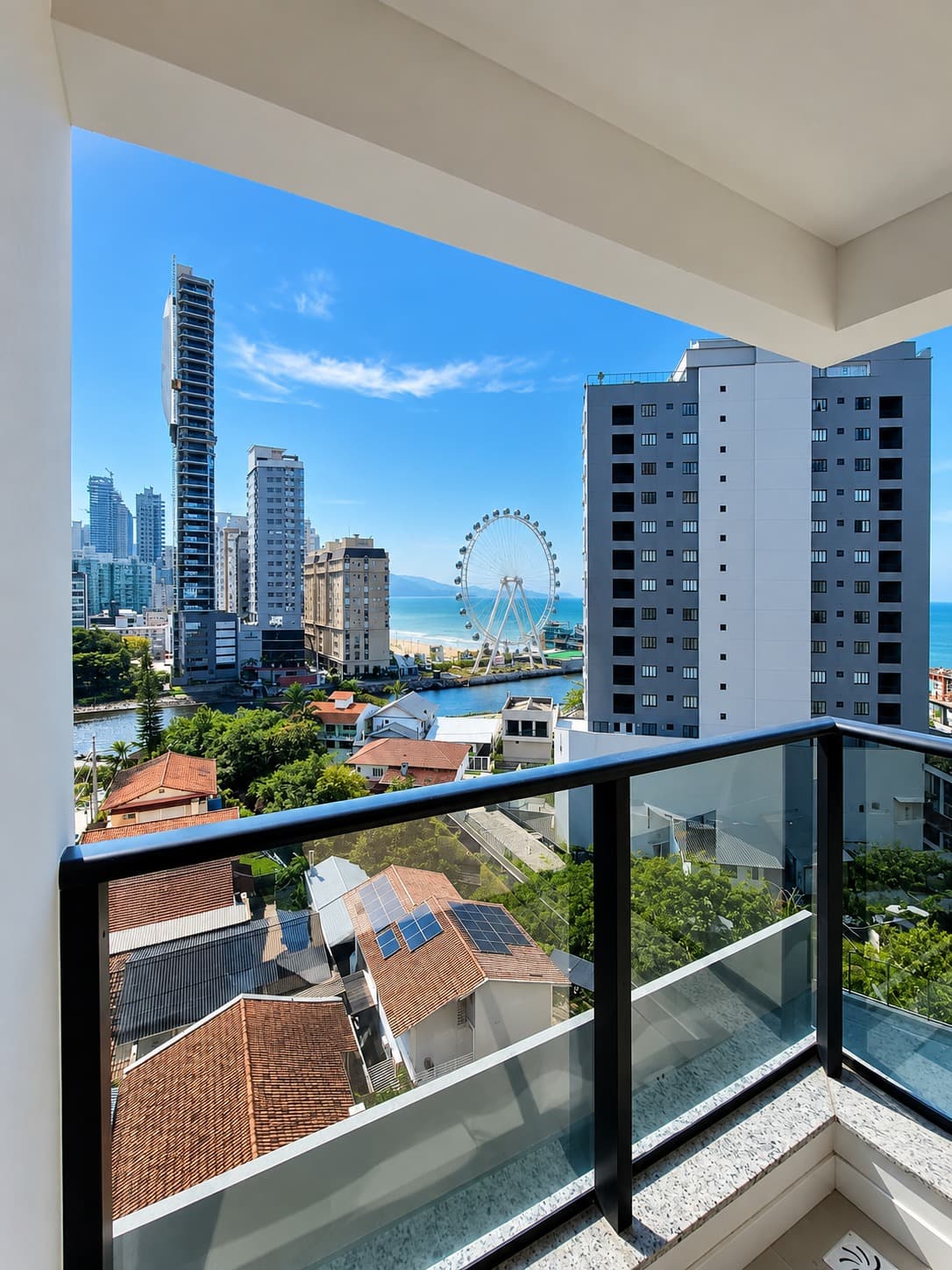 Apartamento à venda – Leão Belli  • Perequê • Porto Belo