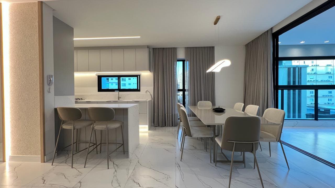 Apartamento à venda – Rua 266 • Meia Praia • Itapema