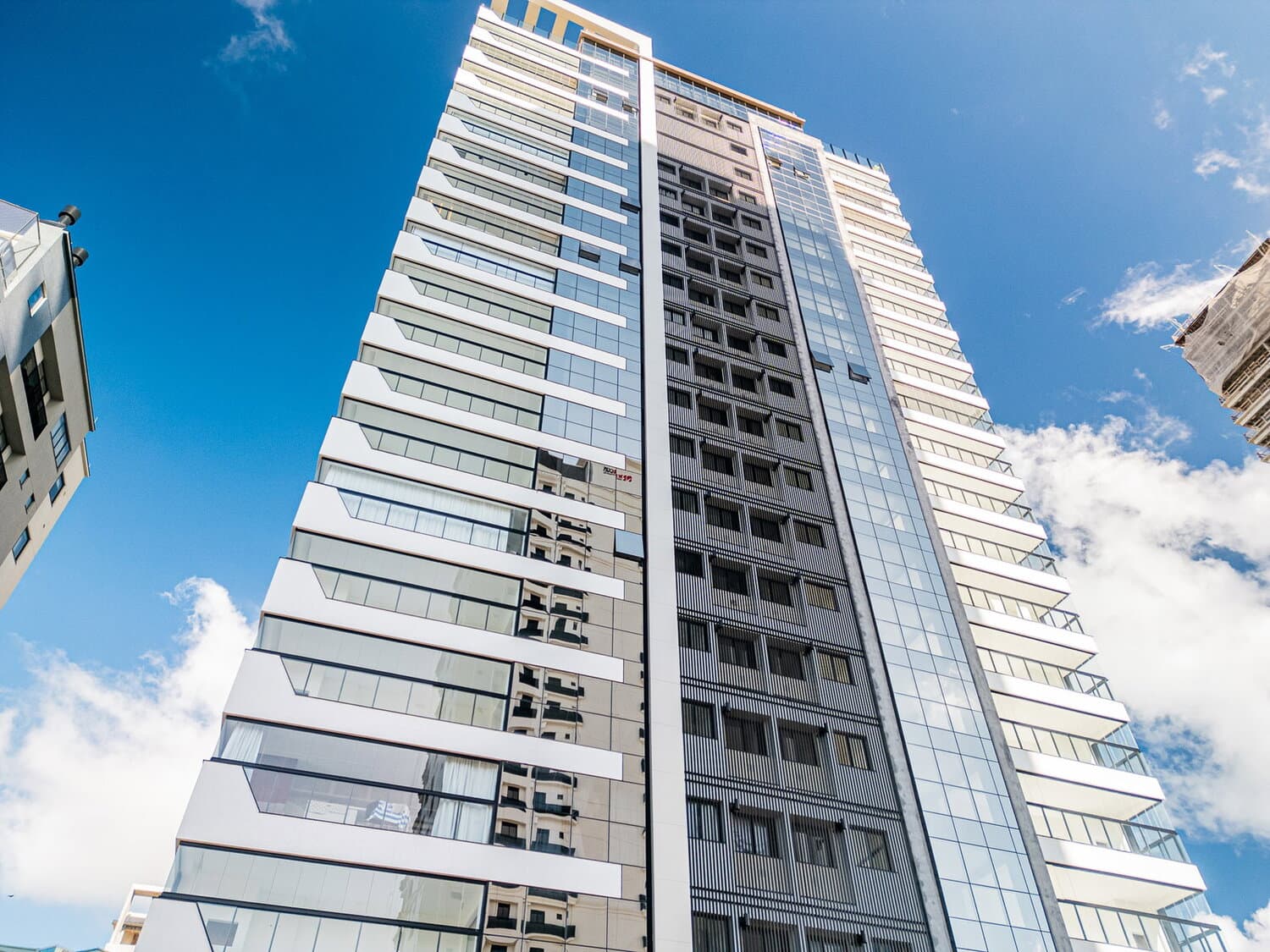 Apartamento à venda – Rua 315 • Meia Praia • Itapema