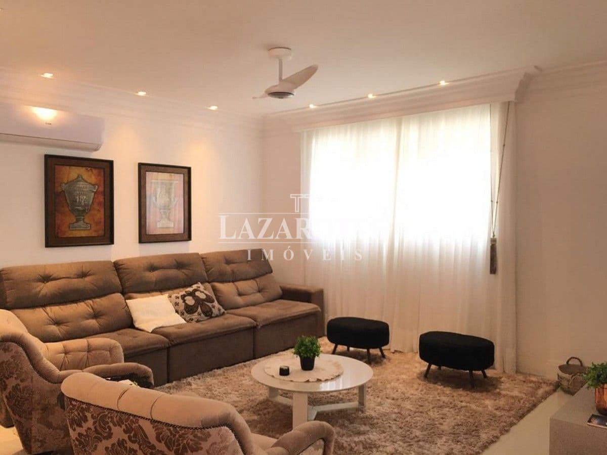 Apartamento à venda – Rua 254 • Meia Praia • Itapema