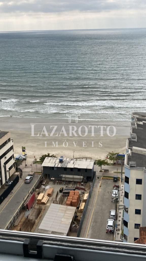 Apartamento à venda – Rua 245 • Meia Praia • Itapema