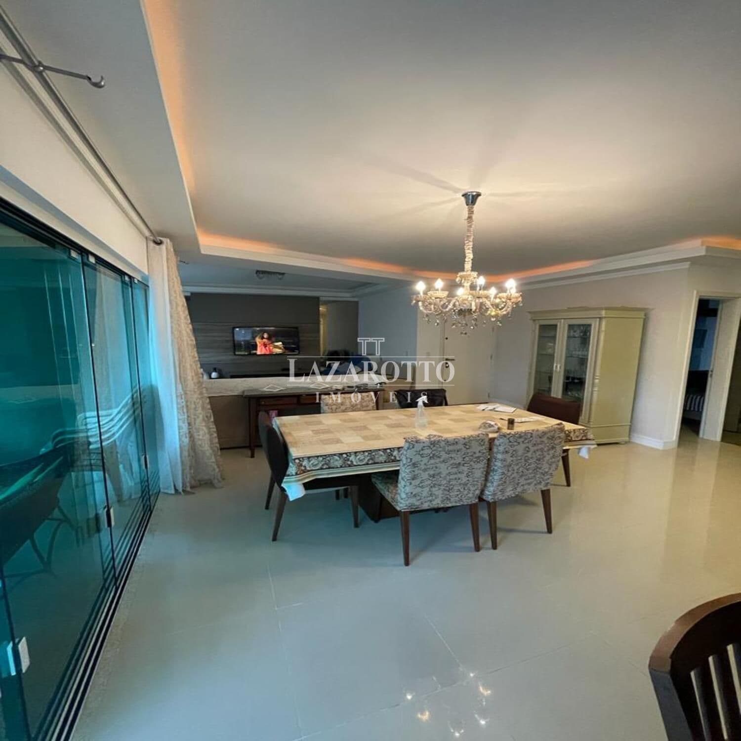 Apartamento à venda – Rua 298 • Meia Praia • Itapema
