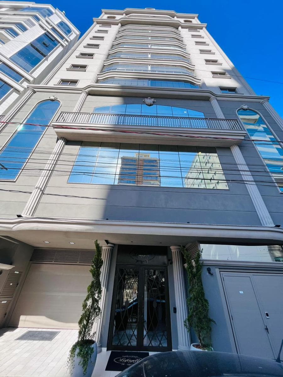 Apartamento à venda – Rua 252 • Meia Praia • Itapema
