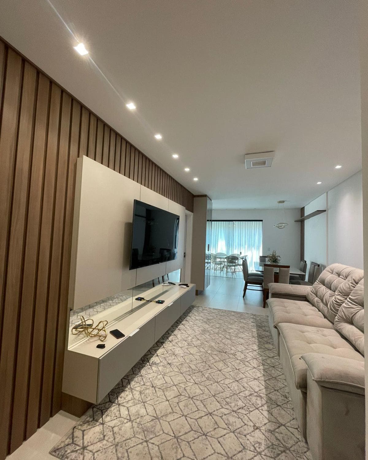 Apartamento à venda – Rua 256 • Meia Praia • Itapema