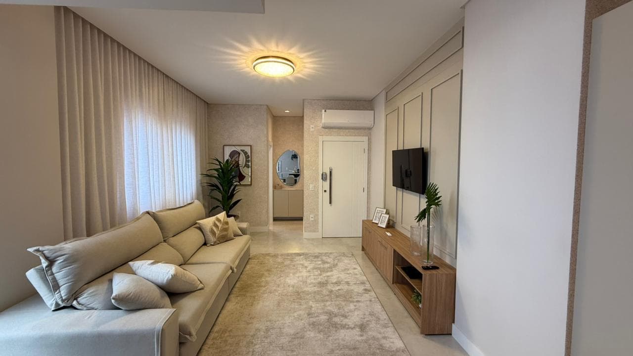 Apartamento à venda – Rua 278 • Meia Praia • Itapema