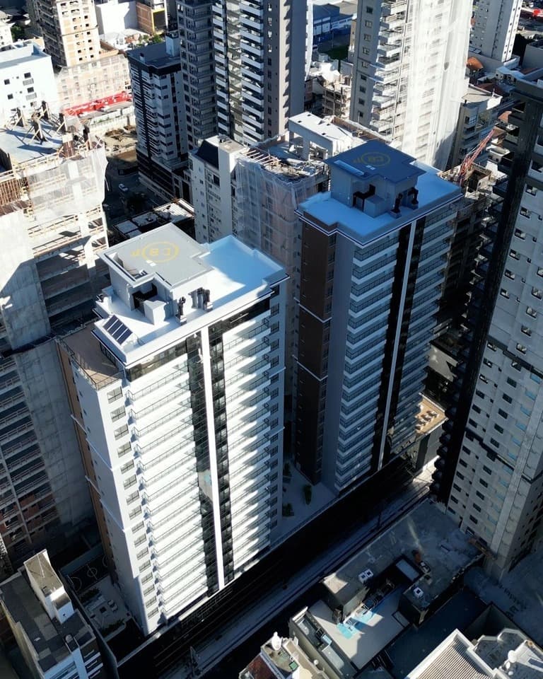 Apartamento à venda – Rua 286 • Meia Praia • Itapema