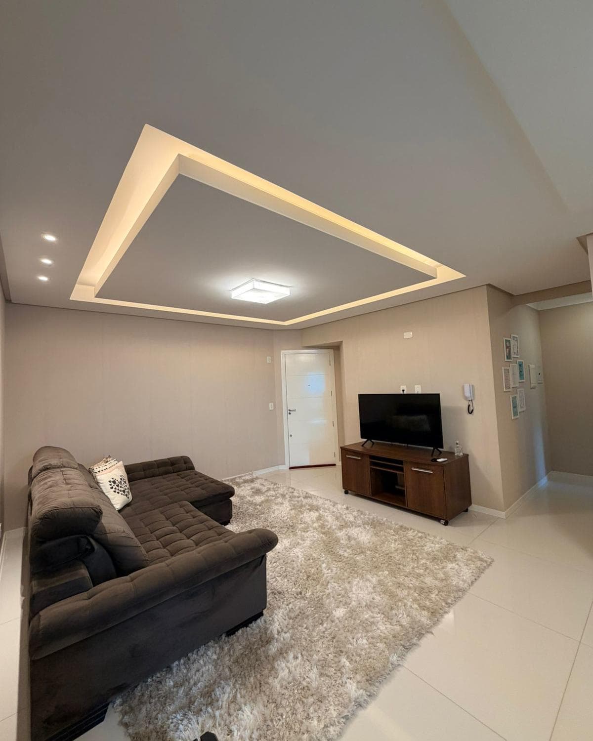 Apartamento à venda – Rua 306 • Meia Praia • Itapema