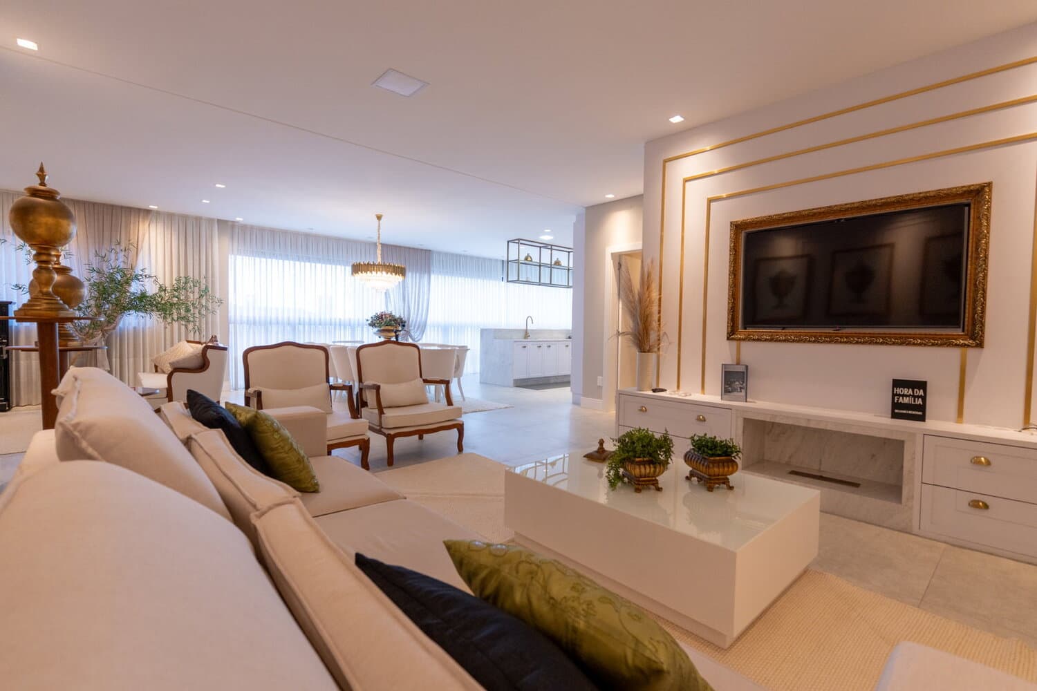 Apartamento à venda – Rua 133 B1 • Centro • Itapema